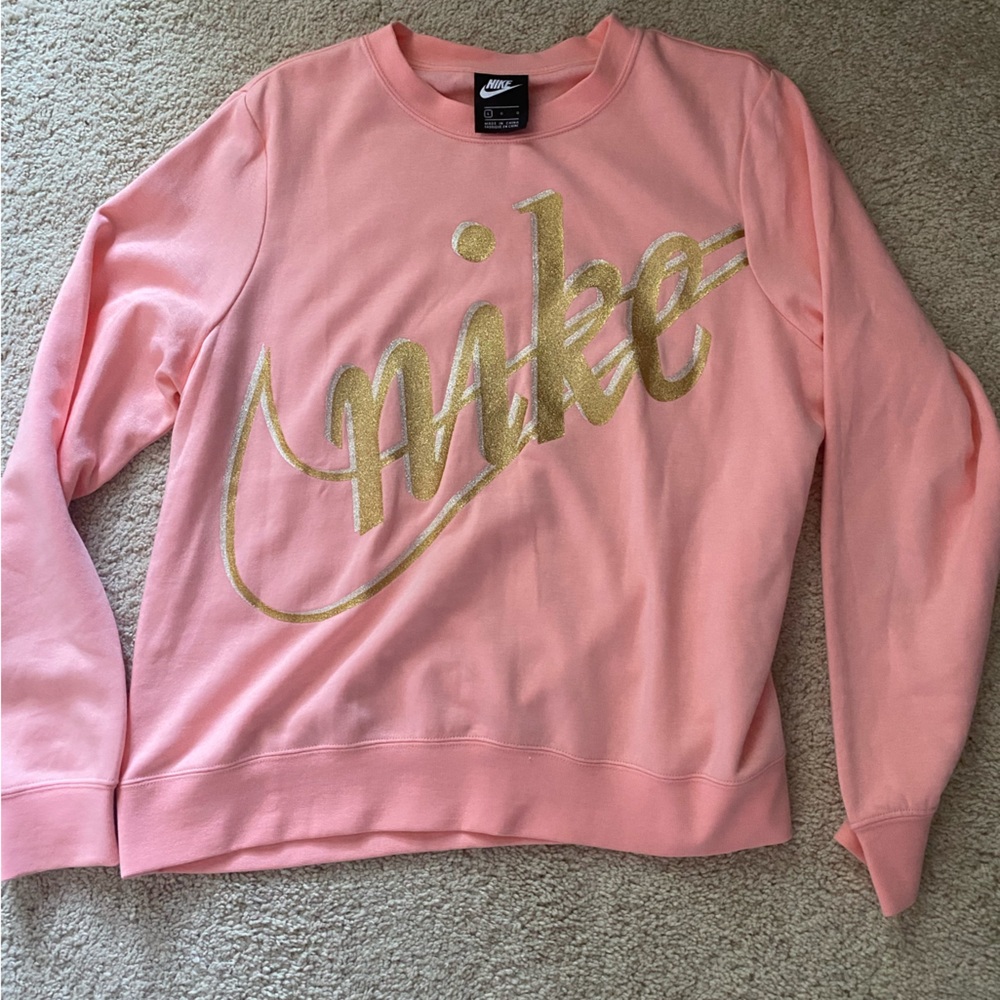 Large Nike sweatshirt